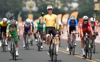 Cúp truyền hình: Tay đua Thanh Hóa thắng vòng hồ Xuân Hương