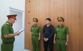 Công an TPHCM bắt thanh niên cho vay lãi nặng