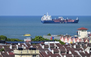 Tranh luận việc thu phí qua eo biển Malacca