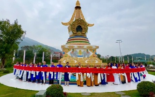 Khai mở cuộn thư pháp Đại Bi Quan Âm 200 mét trước ngày Giỗ Tổ