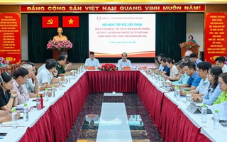 Bí thư Đảng ủy, Chủ tịch UBND phường Tân Định đối thoại với doanh nghiệp