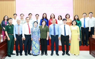 Xây dựng Đảng vững mạnh trong kỷ nguyên số (*): Tạo "lá chắn" tư tưởng trong cán bộ, đảng viên