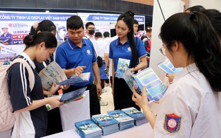 Trên 35.000 việc làm tại các khu công nghiệp đang chờ người lao động