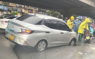 Liên tục xảy ra sụt hố trên đường, ai phải chịu trách nhiệm?