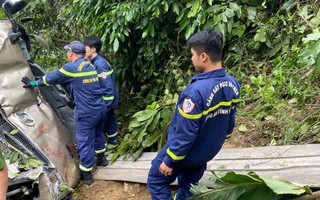Thông tin mới vụ xe khách lao xuống vực sâu 100 m, nhiều người thương vong