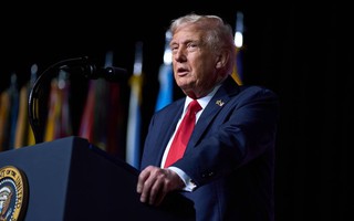 Tổng thống Mỹ Donald Trump đưa ra cảnh báo nóng cho Iran