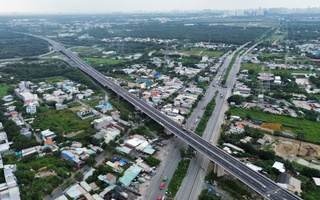 TPHCM: Mạng lưới đường cao tốc liên vùng bứt tốc