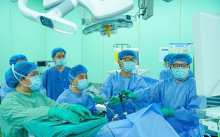 Người đàn ông Indonesia sang Việt Nam mổ ung thư đại trực tràng