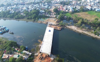 Cầu Văn Thánh tái khởi động, bao giờ về đích?