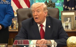 Tổng thống Donald Trump khước từ ý định hỗ trợ của ông Vladimir Putin