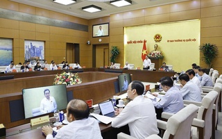 Mở đầu nhiệm kỳ hành động