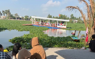 Bàng hoàng phát hiện thi thể 2 trẻ nhỏ trên sông Vàm Cỏ Tây