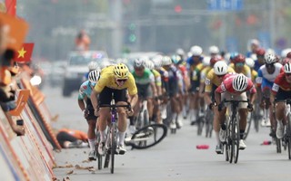 Áo Cam Nguyễn Văn Bình gặp nạn đáng tiếc tại đích đến chặng 5 Cúp truyền hình TPHCM 2026