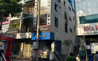 Cháy nhà 4 tầng ở đường Lê Hồng Phong, TPHCM