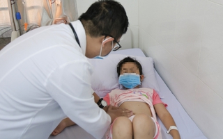 Xác định nguyên nhân khiến 86 người nhập viện sau khi ăn bánh mì