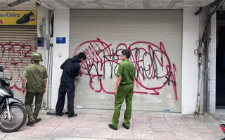 Công an bắt quả tang thanh niên “thỏa mãn sở thích cá nhân” ở 2 căn nhà tại TPHCM