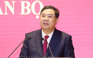 Chánh Văn phòng Trung ương Đảng Phạm Gia Túc 
làm Phó Thủ tướng Chính phủ