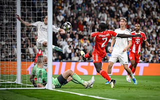 Real Madrid lún sâu trong khủng hoảng