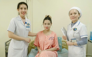 Khối u bằng cả gang tay trong bụng người phụ nữ trẻ