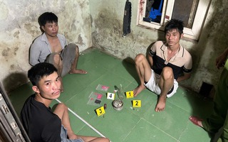 Bí ẩn trong phòng ngủ có 3 người ở Quảng Trị