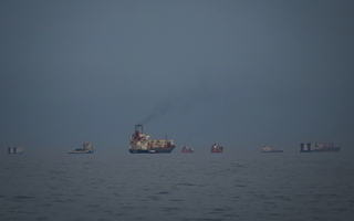 Điểm nóng xung đột ngày 10-4: Tình trạng bấp bênh tại eo biển Hormuz