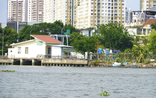 TPHCM: 99 công trình xây dựng lấn chiếm sông, kênh rạch