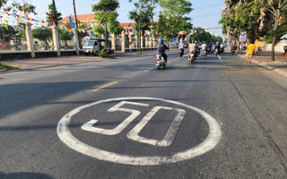 Những vòng tròn “50” bất ngờ xuất hiện trên đường ở Cần Thơ