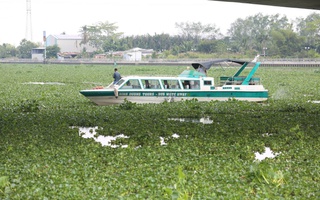 Một người nhảy cầu ở Tây Ninh, để lại xe máy và 2 điện thoại