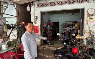 Đuổi chém hàng xóm sau khi bị công an nhắc nhở