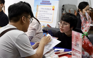 Đơn hàng tăng, cơ hội việc làm rộng mở