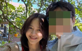 Minh tinh "Nhà vua và chàng hề" tái hôn tuổi 49 với một bác sĩ