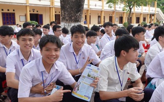 Nhiều trường ĐH ở TPHCM công bố học phí khóa tuyển sinh ĐH năm 2026, xem tại đây