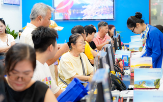 Du lịch dịp hè bắt đầu sôi động