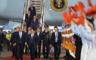 Chuyện bất ngờ của phái đoàn “ngàn tỉ đô” theo ông Donald Trump đến Trung Quốc