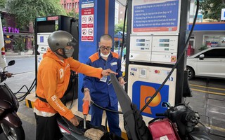 Xăng E10 sẵn sàng cung ứng