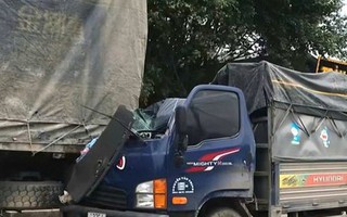 VIDEO: Ô tô tải tông xe đầu kéo, 3 người thương vong
