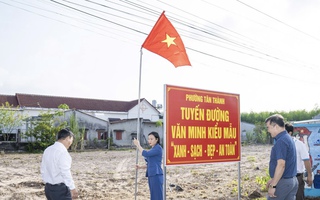 Lan tỏa sắc đỏ cờ Tổ quốc trên những tuyến đường xanh