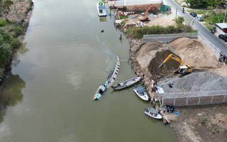 Tìm thấy thi thể bé gái 6 tuổi quê An Giang trong vụ chìm ghe trên sông ở Cà Mau