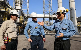 Nỗ lực giảm phụ thuộc eo biển Hormuz