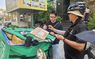Sàn thương mại điện tử liên tục tăng phí