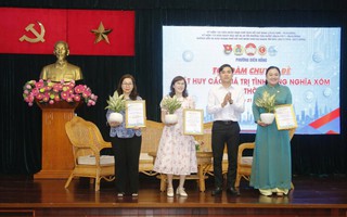Gắn kết tình làng nghĩa xóm trong thời đại số
