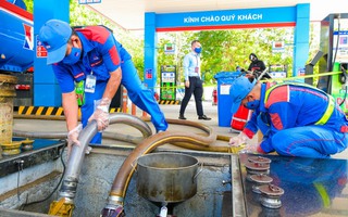 Xăng E10 sắp thay thế RON 95 trên toàn quốc, được kiểm soát chất lượng ra sao?