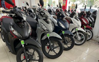 Giá xe máy tiếp tục giảm mạnh