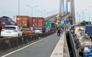 Cầu Phú Mỹ sửa chữa, Phòng CSGT TPHCM đưa ra lộ trình đi lại để tránh kẹt xe