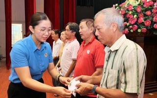 Thành ủy TPHCM ra chỉ thị mới về công tác giảm nghèo