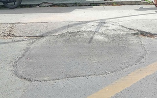 Phản hồi: Trám hố trên đường