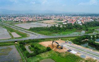 Đơn vị quản lý BOT đường tránh TP Đồng Hới đề nghị công an điều tra vụ phá taluy đường