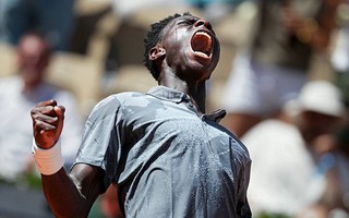 Moise Kouame gửi lời cảm ơn Alcaraz, nguồn cảm hứng cho câu chuyện cổ tích ở Roland Garros