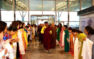 Đức Gyalwang Drukpa rời Việt Nam, kết thúc Pháp hội cầu nguyện hòa bình
