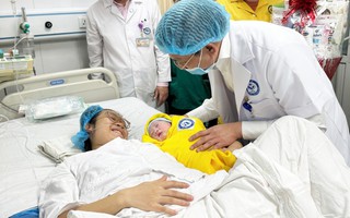 Tiếp tục bãi bỏ hạn chế sinh con thứ ba nhằm duy trì mức sinh thay thế